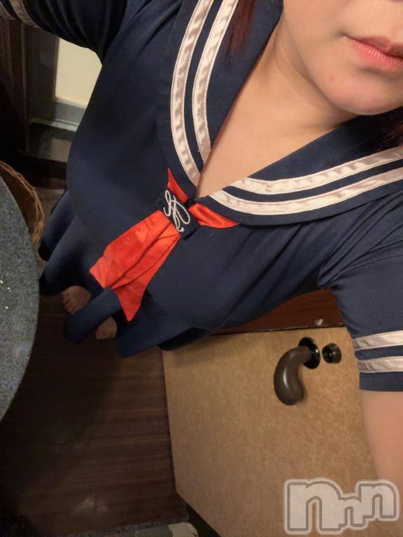 新潟デリヘル新潟人妻デリバリーヘルス 下心 ～したごころ～(シタゴコロ)陽菜(ひな)奥様(31)の2026年10月29日写メブログ「出勤しました」