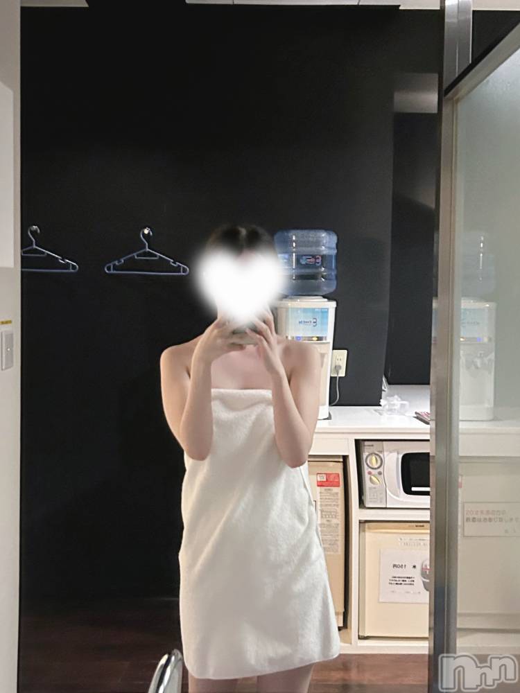 新潟手コキsleepy girl(スリーピーガール) しほちゃん(19)の3月1日写メブログ「素敵な🕰︎💕︎」