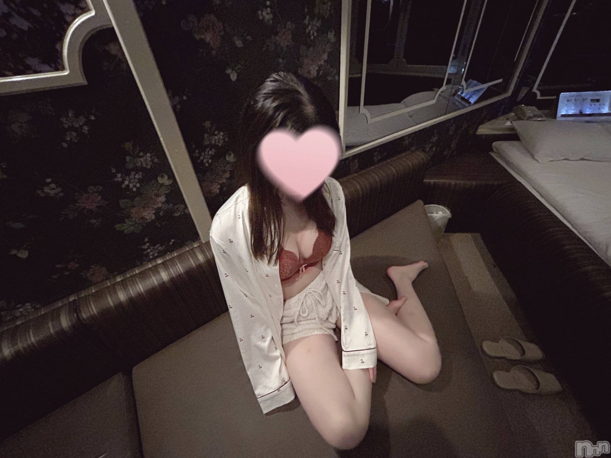 新潟手コキsleepy girl(スリーピーガール)しほちゃん(19)の2023年8月28日写メブログ「お礼🫶🏻💞」