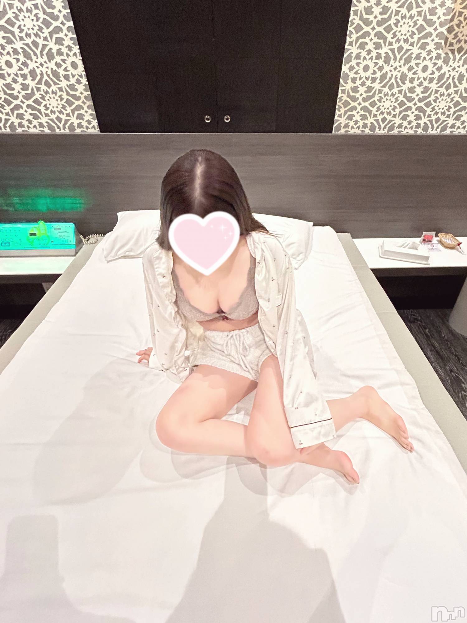 新潟手コキsleepy girl(スリーピーガール)しほちゃん(19)の2023年9月20日写メブログ「会いたい☁️」