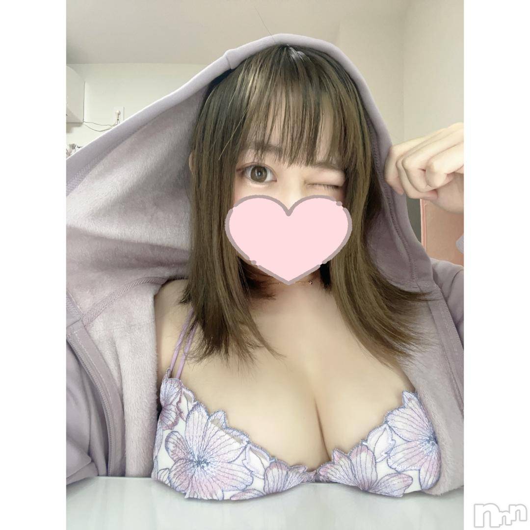 上越デリヘルわちゃわちゃ(ワチャワチャ)はな☆べろチュウ大好き娘☆(22)の2024年10月25日写メブログ「べろべろに舐め回す？🤤」