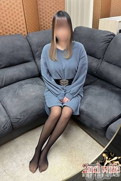 新潟人妻デリヘル新潟人妻　2nd Wife(セカンドワイフ)みやび奥様(28)の2024年4月27日写メブログ「[お題]from:挨拶だけで許してさん」