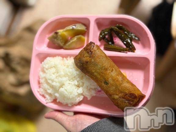 新潟デリヘル新潟人妻　2nd Wife(セカンドワイフ)みやび奥様(28)の2025年12月15日写メブログ「春巻き！！」