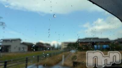 新潟デリヘル 新潟人妻　2nd Wife(セカンドワイフ) みやび奥様(28)の10月27日写メブログ「天邪鬼な空」