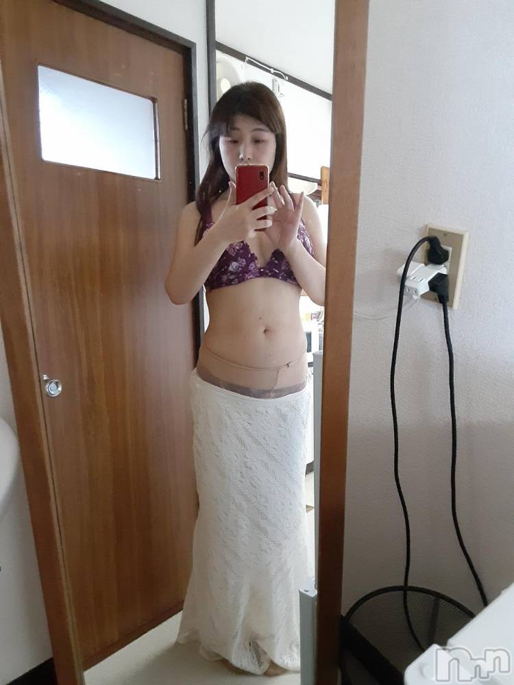 新潟人妻デリヘル熟女の風俗 最終章(ジュクジョノフウゾクサイシュウショウ) えみこ(43)の11月15日写メブログ「あの、お待ちしてますね、まだまだ、です」
