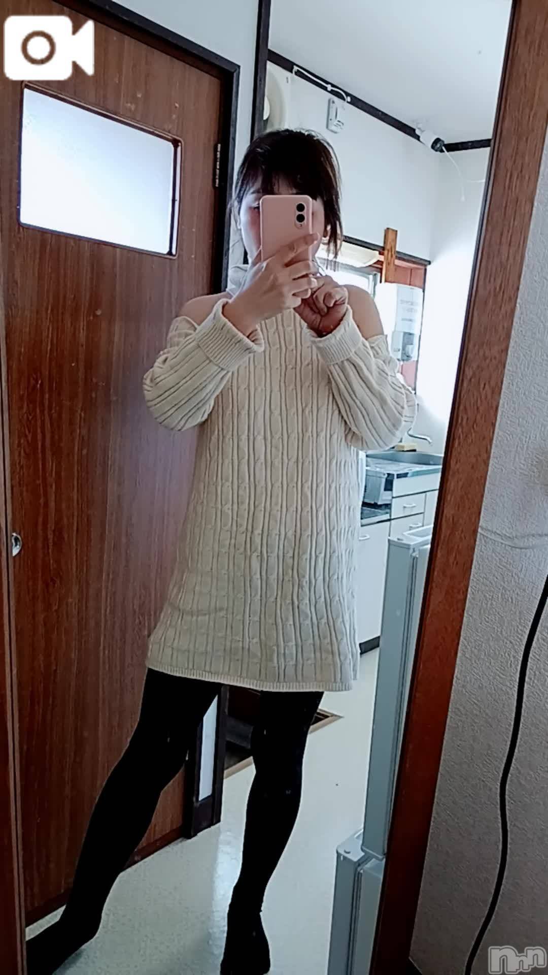 新潟人妻デリヘル熟女の風俗 最終章(ジュクジョノフウゾクサイシュウショウ)えみこ(43)の2025年1月11日写メブログ「あの、今日は天気はいいけど、寒いですね❄」