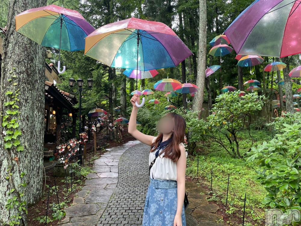 新潟デリヘルすずらん新潟店～ゆっくり長い時間を過ごせるお店～(スズランニイガタテン) 佐久間りん(30)の7月23日写メブログ「いろんなところで見かける☂️🌈」