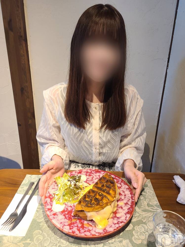 新潟デリヘルすずらん新潟店～ゆっくり長い時間を過ごせるお店～(スズランニイガタテン) 佐久間りん(30)の10月8日写メブログ「もっと見つけたい🌷」