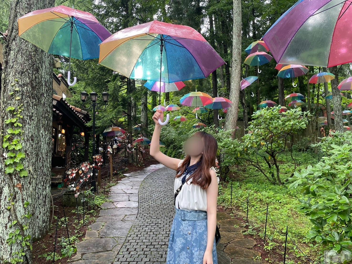 新潟デリヘルすずらん新潟店～ゆっくり長い時間を過ごせるお店～(スズランニイガタテン)佐久間りん(30)の2024年7月23日写メブログ「いろんなところで見かける☂️🌈」