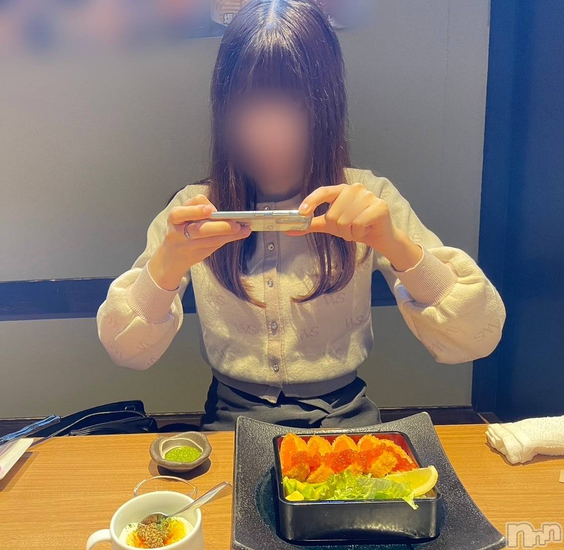 新潟デリヘルすずらん新潟店～ゆっくり長い時間を過ごせるお店～(スズランニイガタテン)佐久間りん(30)の2024年11月5日写メブログ「真剣です🙂」
