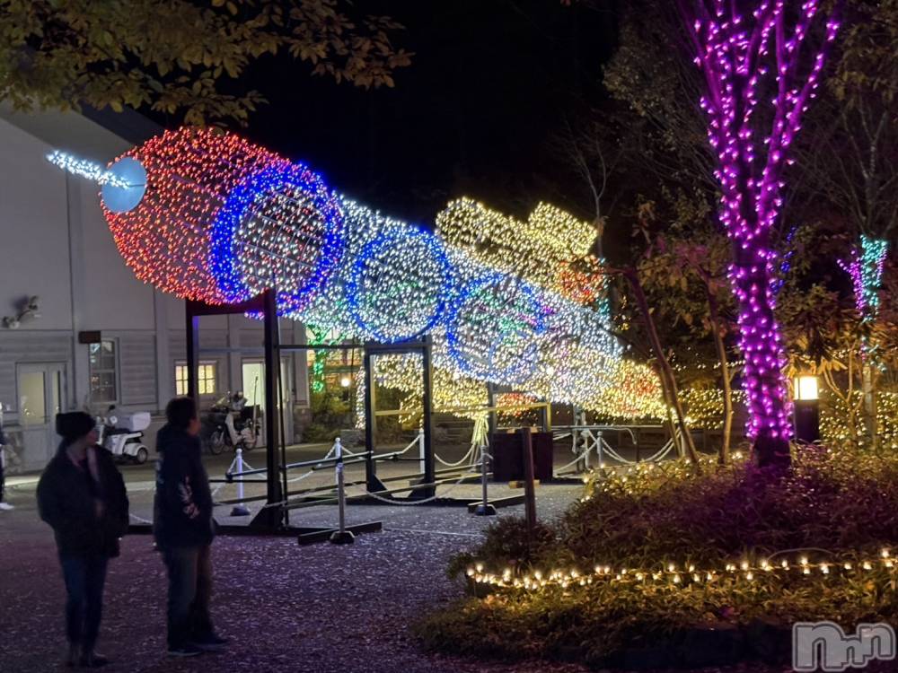 長野おっパブMILKYHEART(ミルキーハート) 楓の11月18日写メブログ「イルミネーション♪」