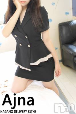 体験 れんか(22) 身長153cm、スリーサイズB86(D).W57.H85。長野風俗エステ salon Ajna(アジュナ)在籍。