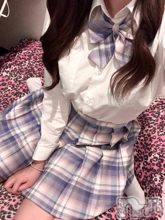 長岡デリヘル純・無垢(ジュンムク)しいな(19)の2024年10月4日写メブログ「どきどきしちゃうことシよ？💕」