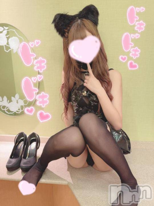 新潟手コキsleepy girl(スリーピーガール)うさぎちゃん(22)の2024年10月14日写メブログ「チラッと見えるのがエロい♡」