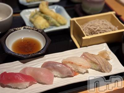 ��Ʋ���ʥå��������륺�С�LOUNGE ICHI ������(�饦�󥸥���) ��������������3��26���̥�֥�����🍽️🍣��