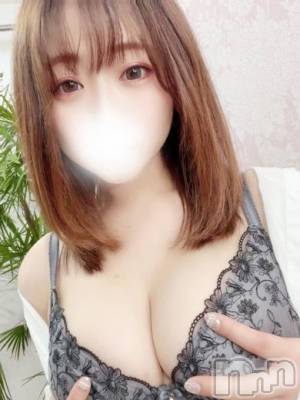 ちひろ(26) 身長159cm、スリーサイズB85(F).W58.H81。上越デリヘル HONEY(ハニー)在籍。