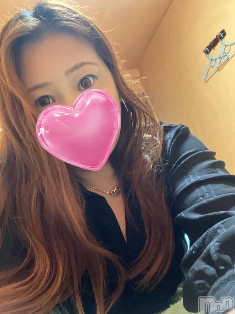 新潟人妻デリヘル熟女の風俗 最終章(ジュクジョノフウゾクサイシュウショウ) れな(47)の10月31日写メブログ「💞 (。-`ω´-)ﾝｰ…… 💞」