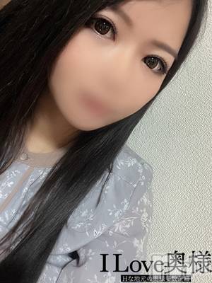 みいな(25) 身長147cm、スリーサイズB86(D).W59.H88。長野人妻デリヘル I LOVE奥様(アイラブオクサマ)在籍。