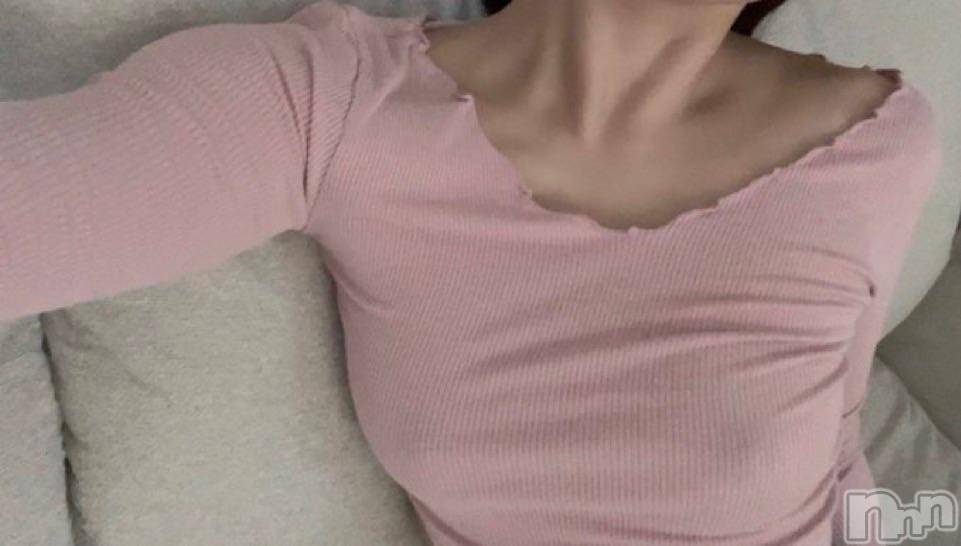 新潟人妻デリヘル人妻不倫処　桃屋　新潟店(ヒトヅマフリンドコロモモヤ) まき・敏感イキ過ぎ嬢(30)の11月13日写メブログ「拡大しちゃダメ🩷」