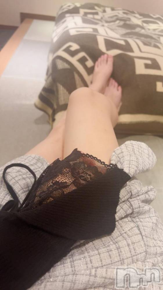 新潟デリヘル人妻不倫処　桃屋　新潟店(ヒトヅマフリンドコロモモヤ) まき・敏感イキ過ぎ嬢(30)の10月16日写メブログ「お疲れ様です💗」