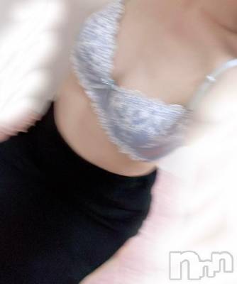 新潟デリヘル 人妻不倫処　桃屋　新潟店(ヒトヅマフリンドコロモモヤ) まき・敏感イキ過ぎ嬢(30)の10月2日写メブログ「初めて🩷」