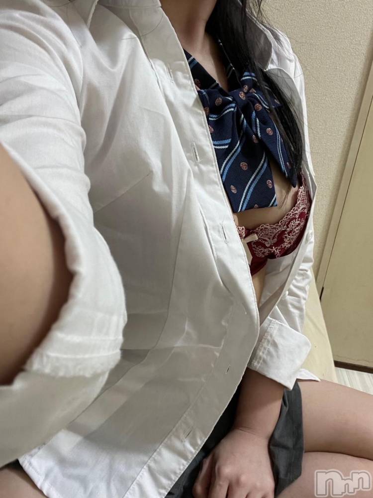 三条デリヘル新潟デリヘル倶楽部　三条店(ニイガタデリヘルクラブ　サンジョウテン) あい(19)の11月22日写メブログ「映える色🍒ྀི」