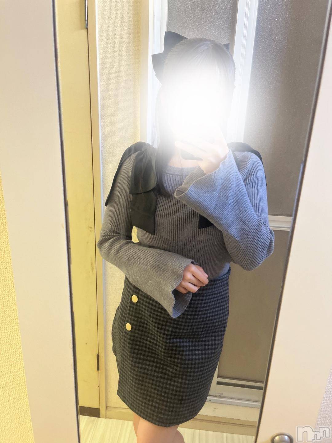 三条デリヘル新潟デリヘル倶楽部　三条店(ニイガタデリヘルクラブ　サンジョウテン)あい(19)の2024年11月3日写メブログ「おはよ！」