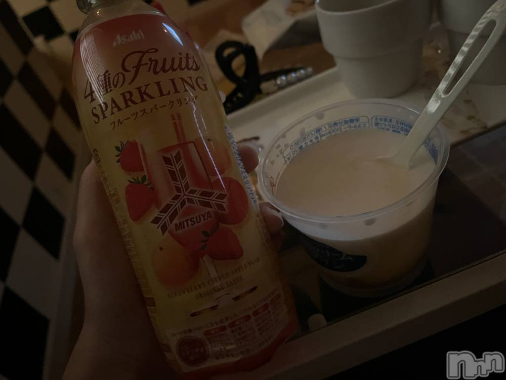 上越デリヘル上越最安値！奥様Deli急便(ジョウエツサイヤスネ！オクサマデリキュウビン) 新人　つむぎ(28)の11月27日写メブログ「おやつタイム」