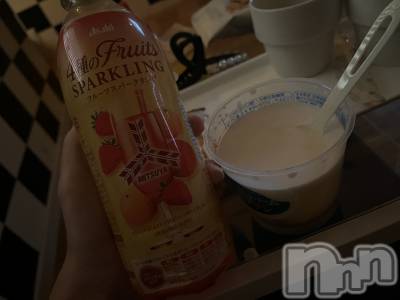 上越デリヘル 上越最安値！奥様Deli急便(ジョウエツサイヤスネ！オクサマデリキュウビン) 新人　つむぎ(28)の11月27日写メブログ「おやつタイム」