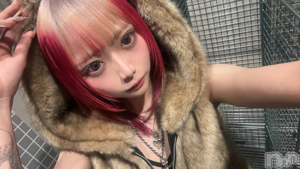 ��Į���ʥå��������륺�С�GIRLS BAR Fable(�����륺�С��ե��֥�) �ʤ���1��28���̥�֥����֤��졢��������