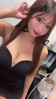 䤫