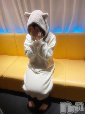 新潟デリヘル ENDLESS-安心の地元新潟の素人のみ-(エンドレス) 【新人】ナツメ★可憐少女(20)の12月16日写メブログ「みんなねこ好きだよね？🐱」
