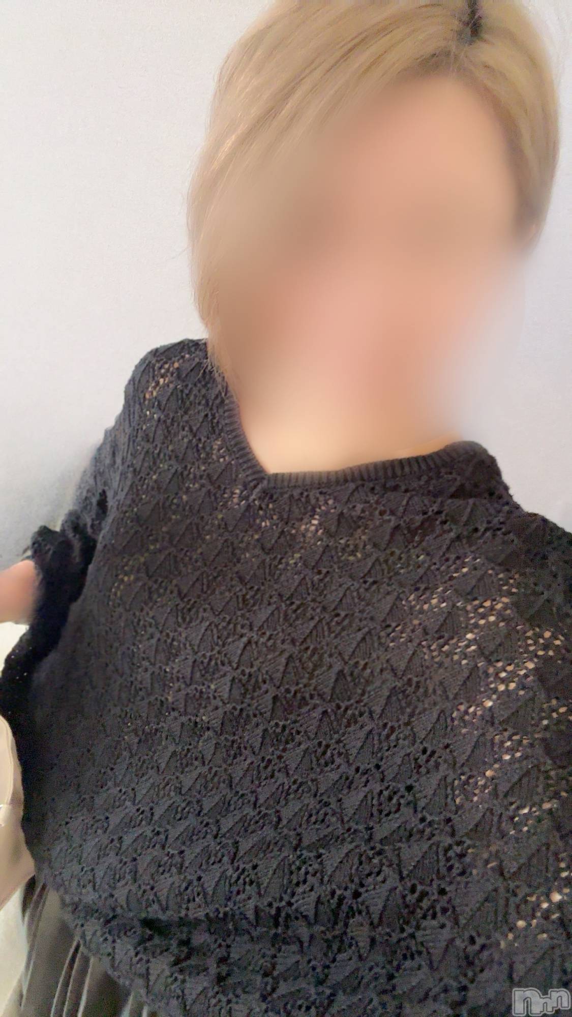 三条デリヘル人妻じゅんちゃん-出稼ぎ0！地元の奥様専門-(ヒトヅマジュンチャン)結城あすか☆細身の綺麗系奥様(40)の2025年12月23日写メブログ「もーいーくつ」