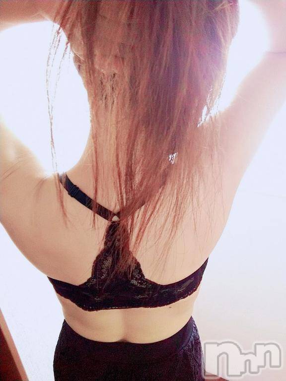 松本発人妻デリヘル松本人妻隊(マツモトヒトヅマタイ) みほ(40)の8月9日写メブログ「こんにちは🌻」