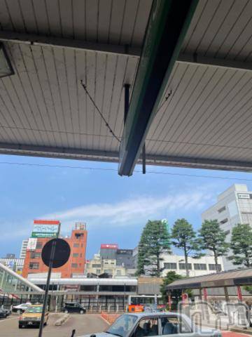新潟デリヘル奥様特急 新潟店(オクサマトッキュウニイガタテン) おもち(23)の6月11日写メブログ「長岡です！」