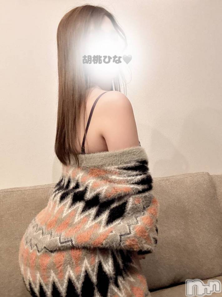 新潟風俗エステ(ルージュ)の2025年3月12日お店速報「胡桃ひなちゃんどこを見ても美しいどエロ美女お見逃しなく」