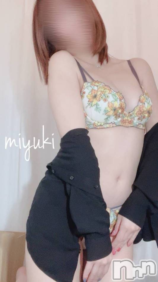 新潟風俗エステ(ルージュ)の2025年4月28日お店速報「昼割最上級に可愛い美女勢揃いご予約殺到につきお早めに」
