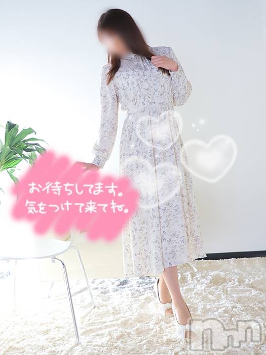 新潟人妻デリヘル人妻楼　新潟店(ヒトヅマロウ　ニイガタテン) 福山(38)の12月19日写メブログ「出勤です♫」