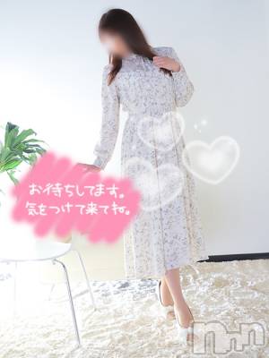 新潟人妻デリヘル 人妻楼　新潟店(ヒトヅマロウ　ニイガタテン) 福山(38)の12月19日写メブログ「出勤です♫」