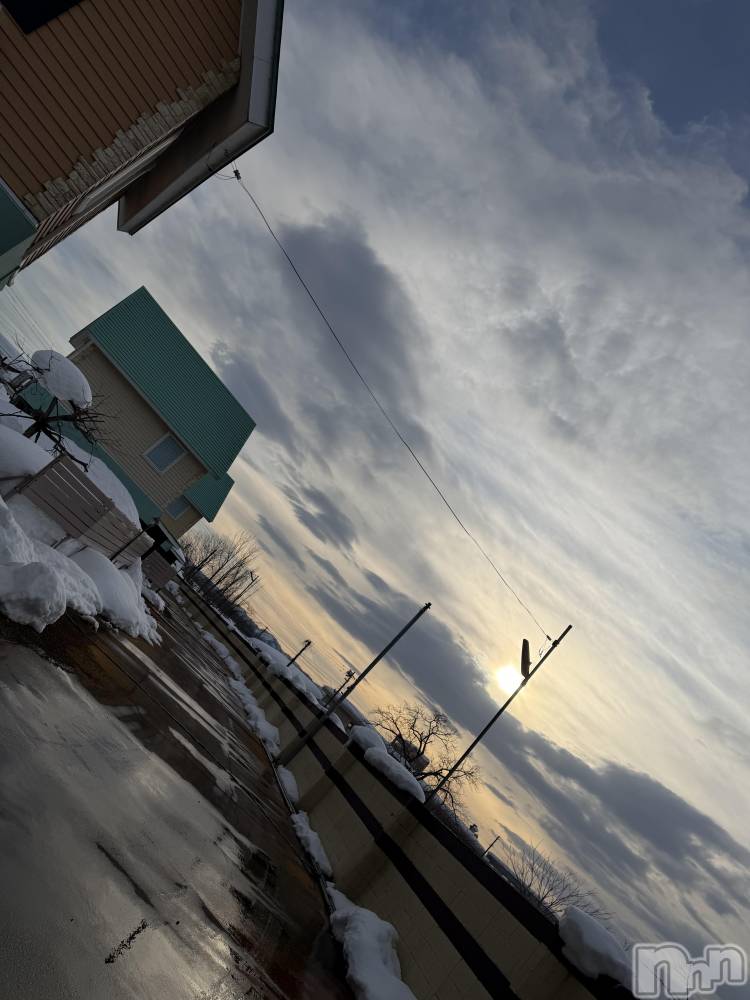 長岡デリヘルMimi(ミミ) ひな★月間RANK1位★(25)の2月5日写メブログ「夕焼け🌆」