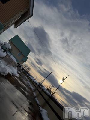 長岡デリヘル Mimi(ミミ) ひな★月間RANK1位★(25)の2月5日写メブログ「夕焼け🌆」