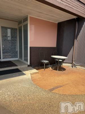 長岡デリヘル Mimi(ミミ) ひな★月間RANK1位★(25)の4月20日写メブログ「謎のテラス席」