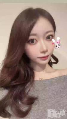 쥢