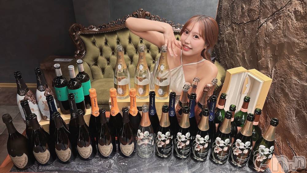 ��Į����Х��顦�����ILY(��������磻) ������ʥ����ޥޡˤ�4��27���̥�֥����֤ȤƤ�ġ�