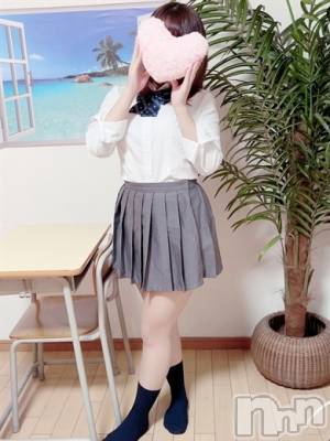 ゆあ(20) 身長150cm、スリーサイズB84(D).W57.H85。三条デリヘル 新潟デリヘル倶楽部　三条店在籍。