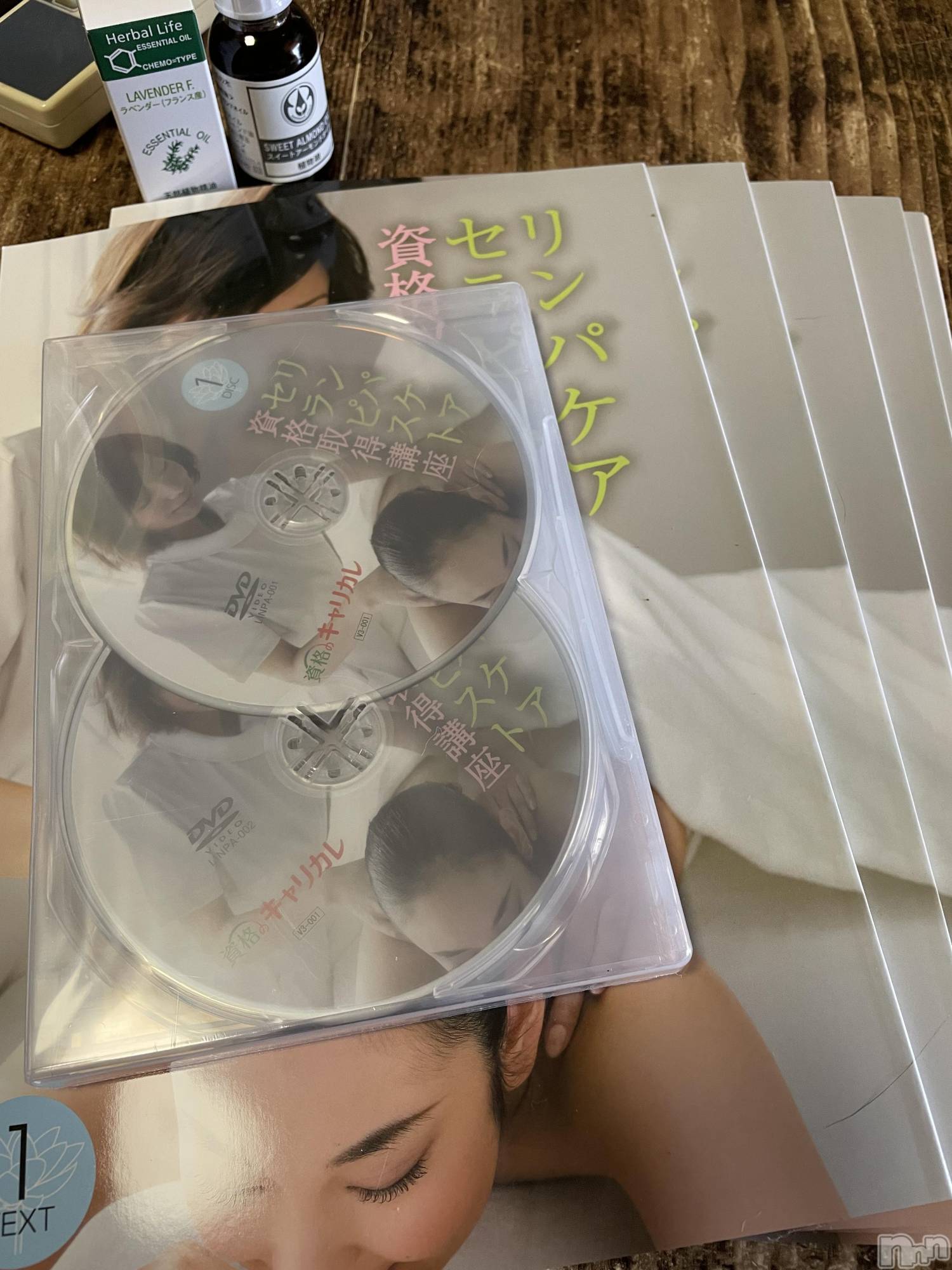長岡デリヘル長岡風俗出張アロママッサージ(ナガオカフウゾクシュッチョウアロママッサージ)ぽっちゃかわNo.1ないちゃん(31)の2023年12月6日写メブログ「お勉強५✍」