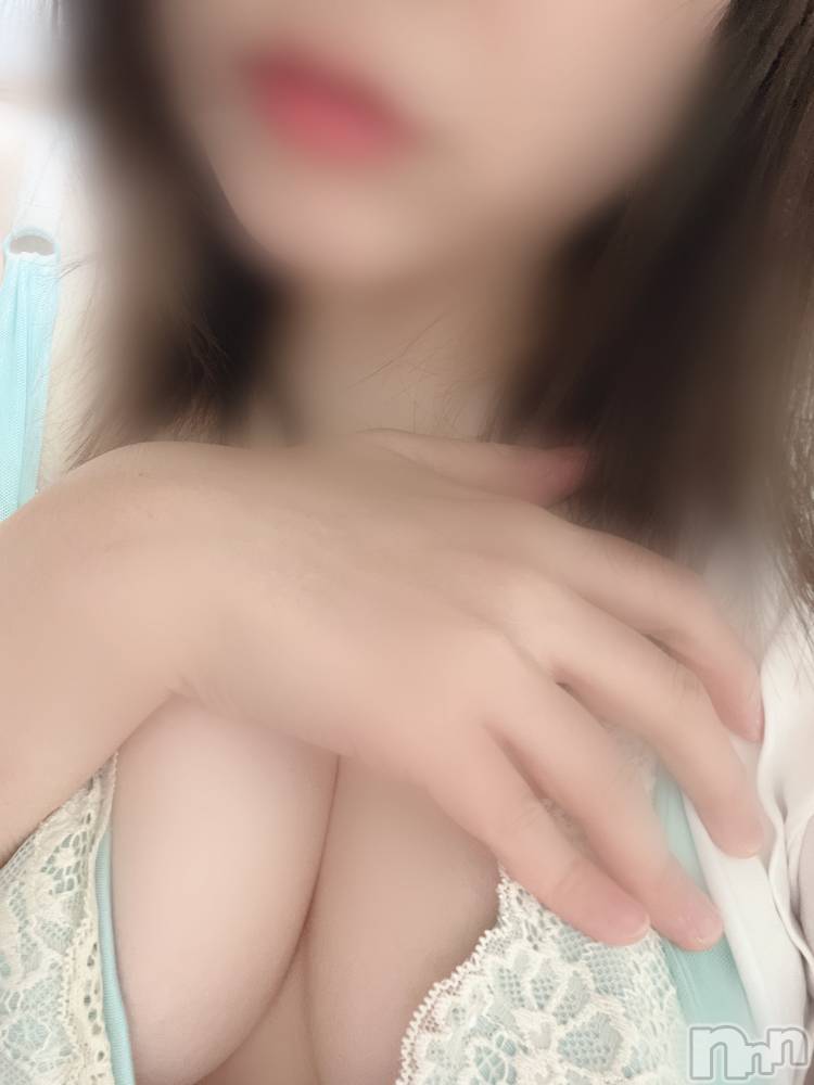 長岡人妻デリヘル長岡人妻市(ナガオカヒトヅマイチ) めい★プルプルの唇&ロリ顔(31)の11月24日写メブログ「出勤してます🧸💕」