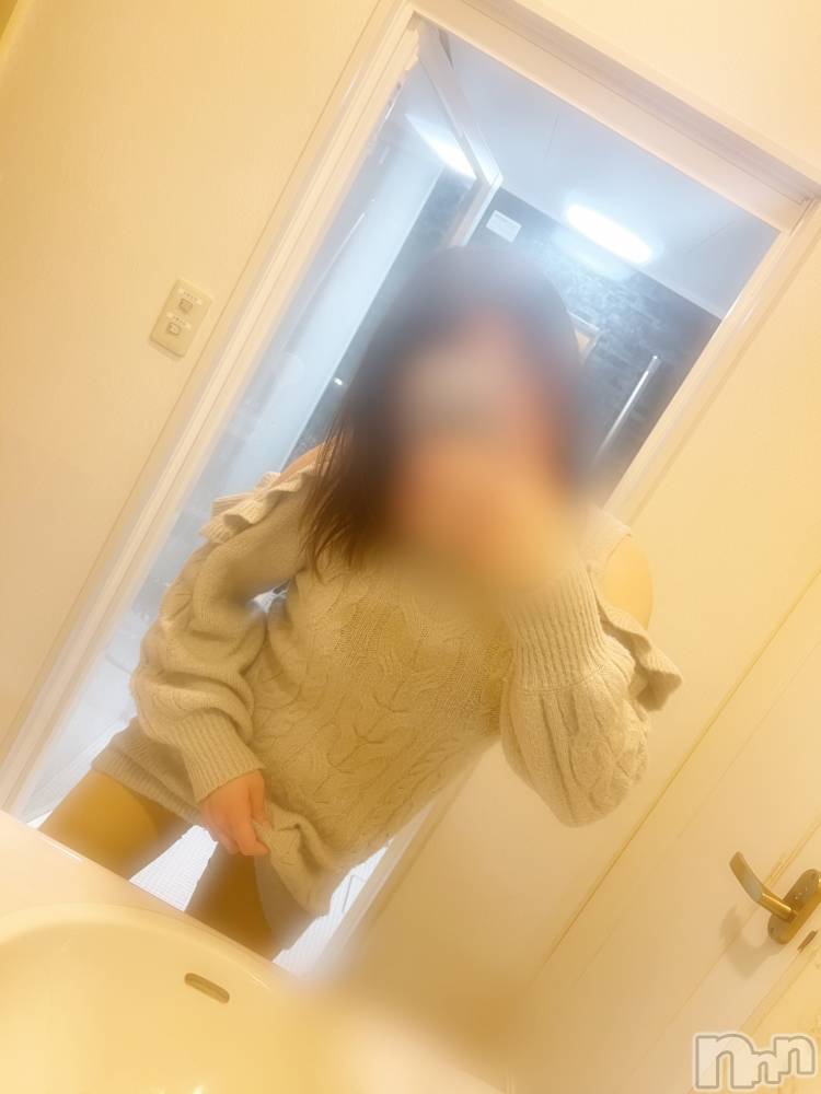 長岡人妻デリヘル長岡人妻市(ナガオカヒトヅマイチ) めい★プルプルの唇&ロリ顔(31)の12月3日写メブログ「おはよ～う🐣💓」