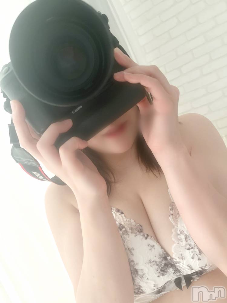 長岡人妻デリヘル長岡人妻市(ナガオカヒトヅマイチ) めい★プルプルの唇&ロリ顔(31)の12月6日写メブログ「撮影」
