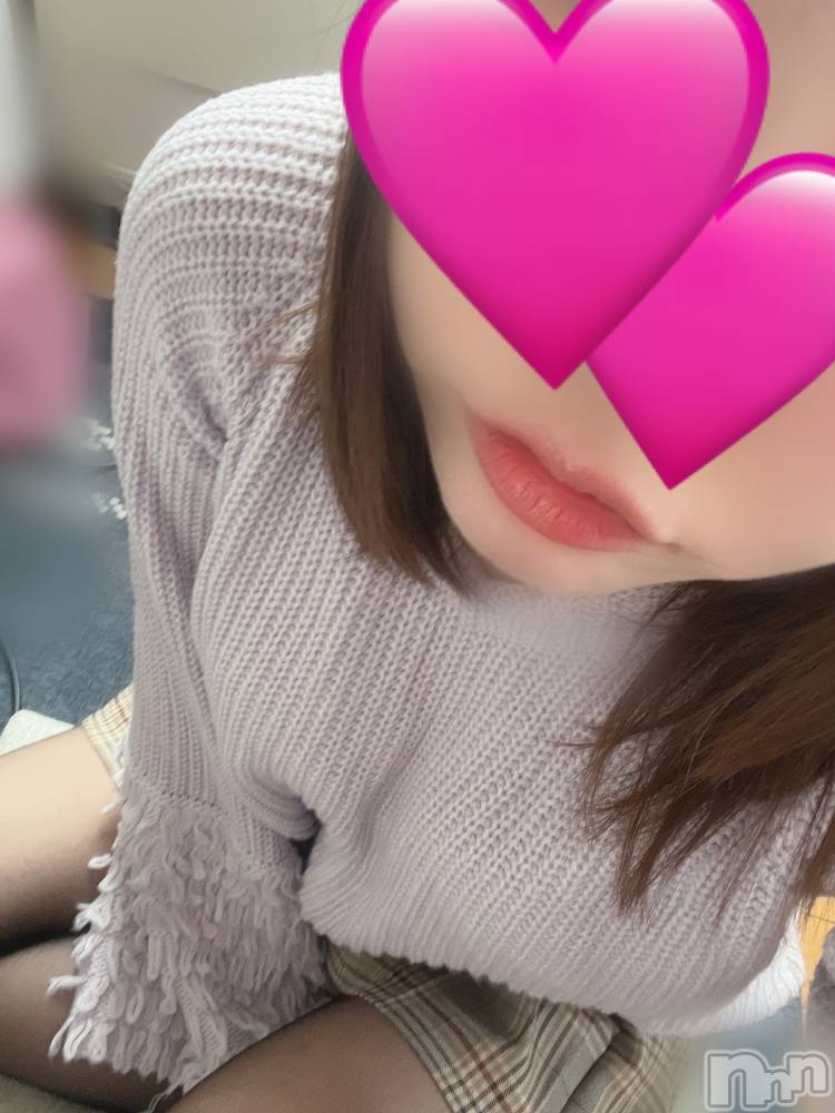 長岡人妻デリヘル長岡人妻市(ナガオカヒトヅマイチ) めい★プルプルの唇&ロリ顔(31)の12月11日写メブログ「出勤しました🐬💕」